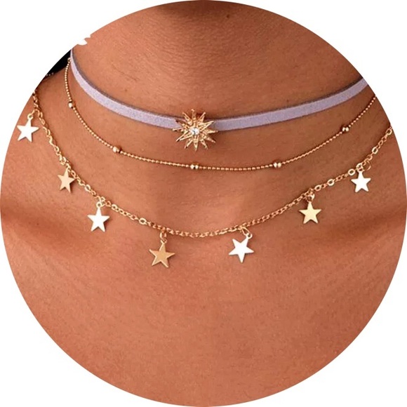 Urban Outfitters Jewelry - Triple layer golden star necklace